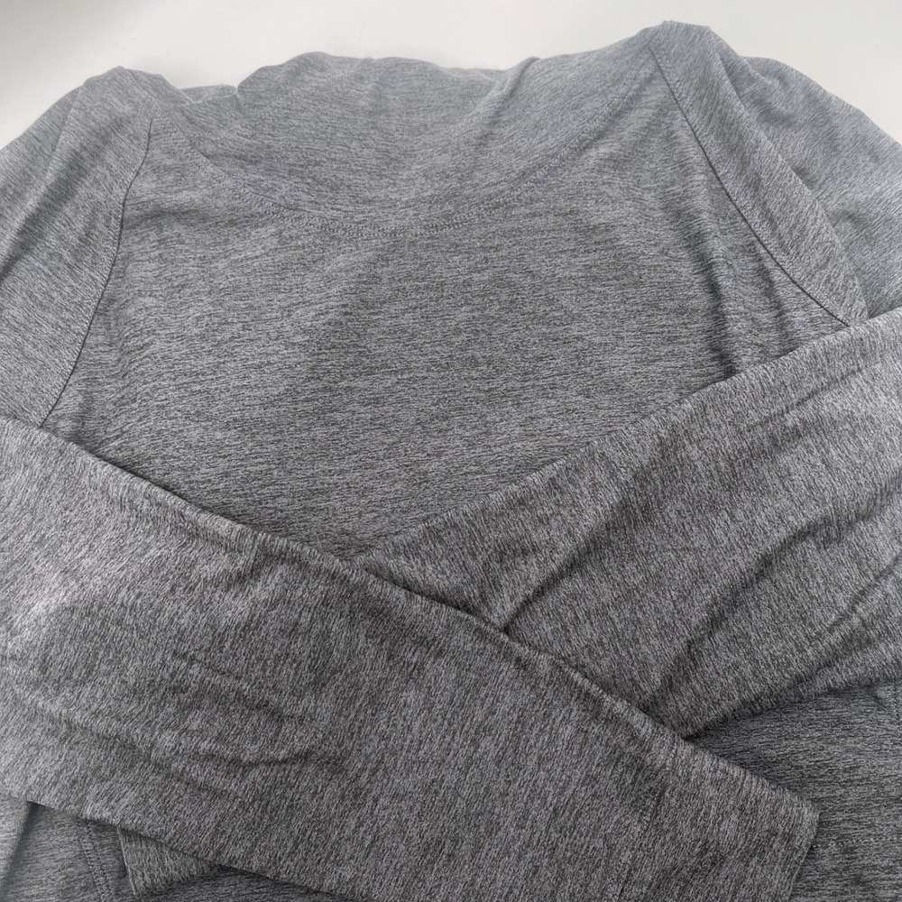 Apana Women's Gray Heathered Long Sleeve Hoodie Pullover Top Size Med Activewear